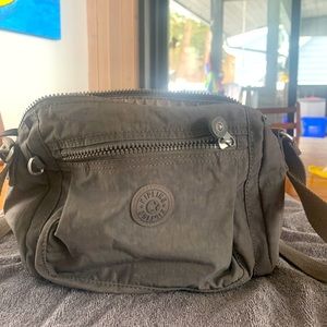 Great travel purse/everyday crossbody